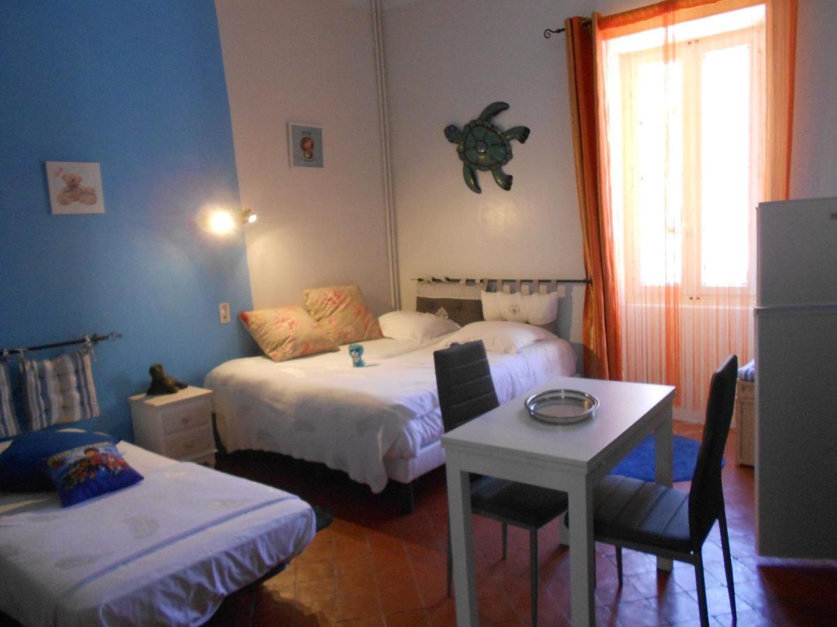 L'Abri Du Vent Bed & Breakfast Fitou Eksteriør bilde