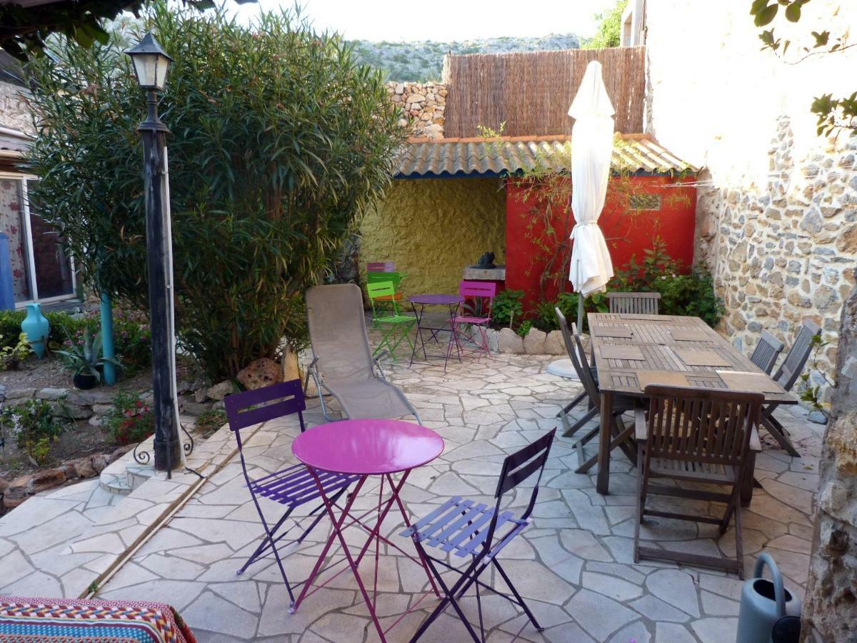 L'Abri Du Vent Bed & Breakfast Fitou Eksteriør bilde