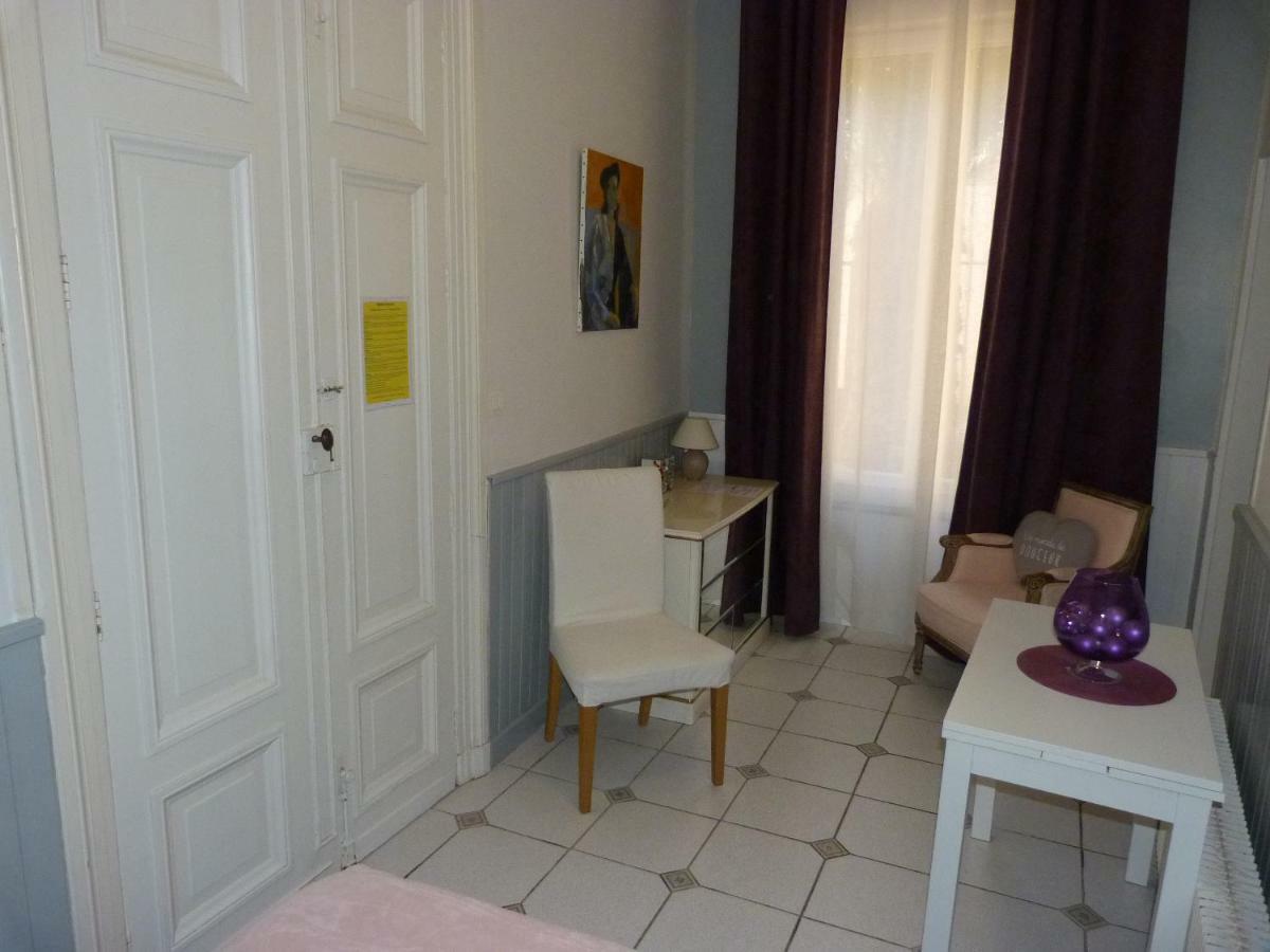 L'Abri Du Vent Bed & Breakfast Fitou Eksteriør bilde
